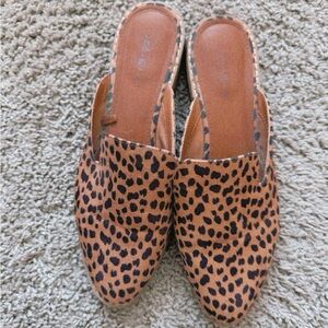Leopard flats for sale ✨